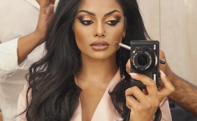 Aussie Model Comes All The Way To Hyd For Balayya