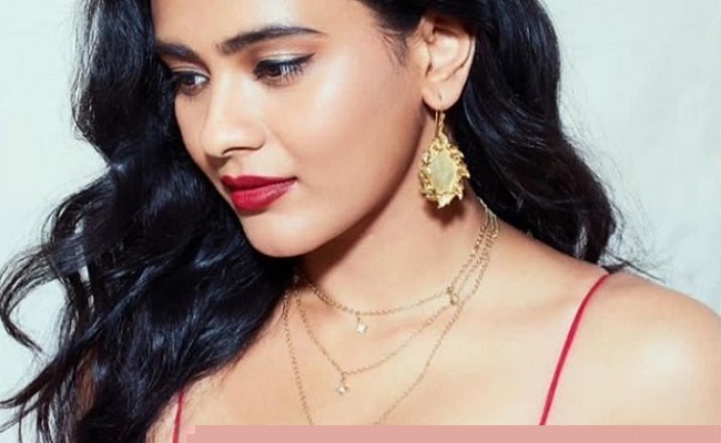 Hebah Patel Walks Out of 'Dirty Interview'