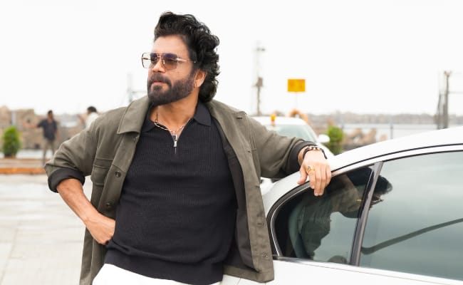 Nag's Menacing Act In Coolie Sets Screens Ablaze