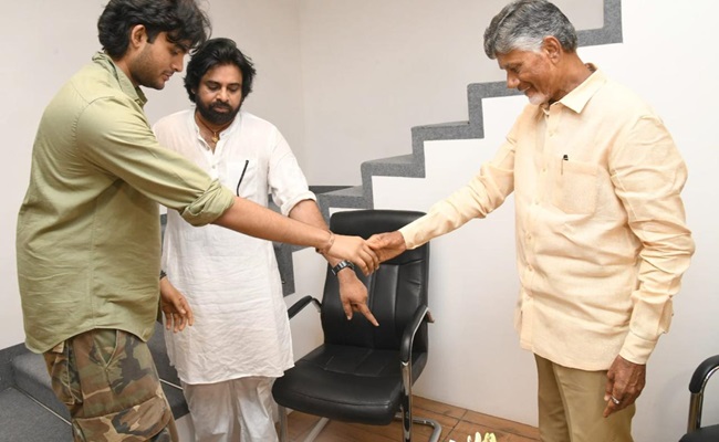 Akira Nandan Comes into Focus Now