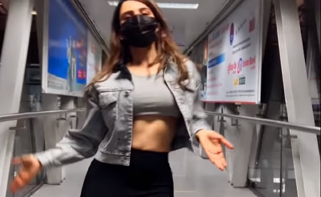 Samantha Burns Up the Internet With Sexy Moves