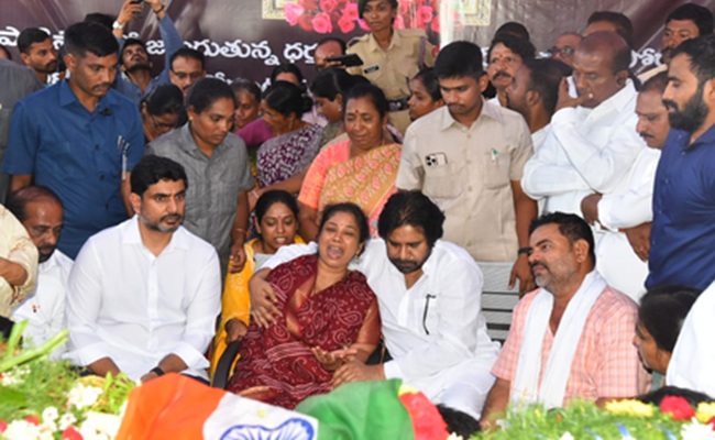 AP announces Rs 50 lakh for slain soldier's family