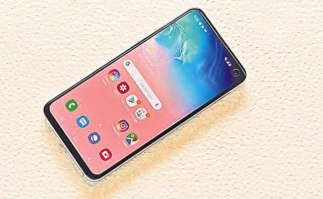 T'gana tops in recovery of stolen mobile phones in India