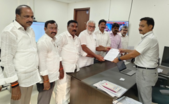 YSR Congress accuses Election Commission of bias