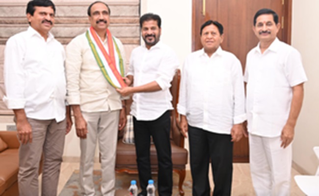 Another BRS MLA joins Congress in Telangana