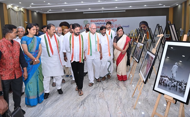 Six guarantees inspired by YSR, says Revanth Reddy