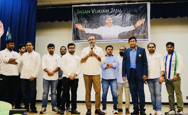YS Jagan birthday celebrations at ST Louis, USA