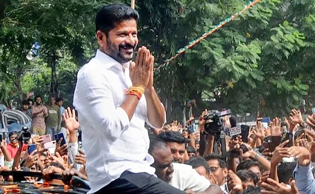 Revanth Reddy to take oath as T'gana CM on Dec 7