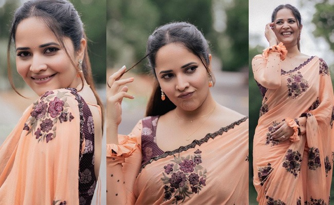pHOTo Gallery: Anasuya's Adorable Look In Saree