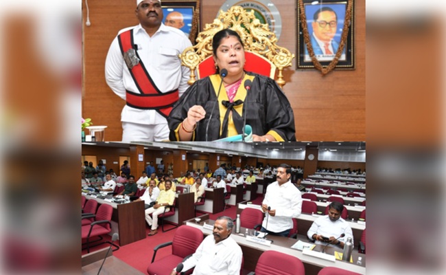 TDP, YSRCP shift their Vizag corporators to Malaysia, Sri Lanka