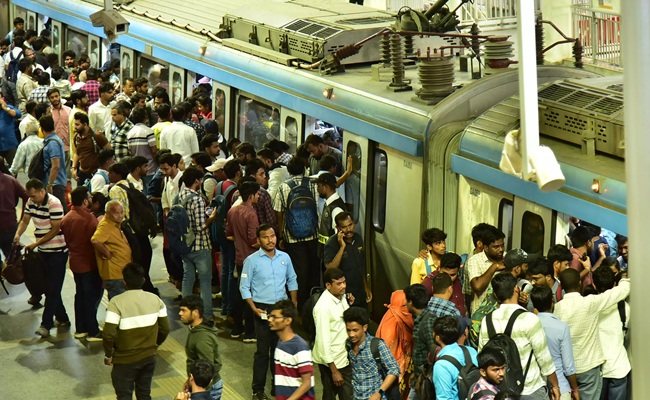 The Metro Teaches Us: Courtesy Cannot Be Optional
