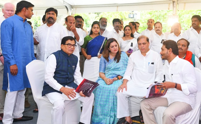 Jagan inclining towards Cong-led INDIA bloc?