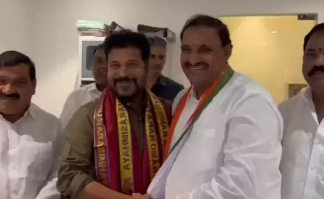 Exodus of BRS MLAs to Congress continues in T'gana