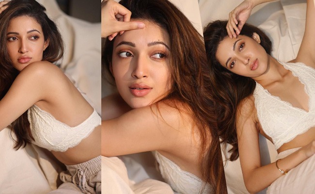 Pics: Glamorous Neha Shetty Steals Hearts