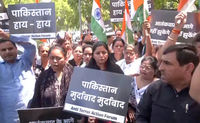 BJP Stages Protest Outside Pak High Commission