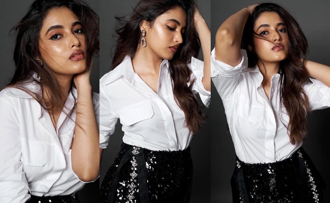 HOT: Priyanka Radiates Elegance in Black and White
