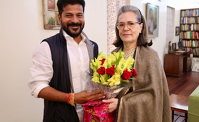 Sonia's birthday is Mother Telangana Day!