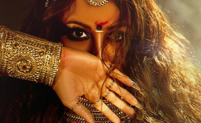 Sonakshi Sinha From Jatadhara: Powerful Eyes
