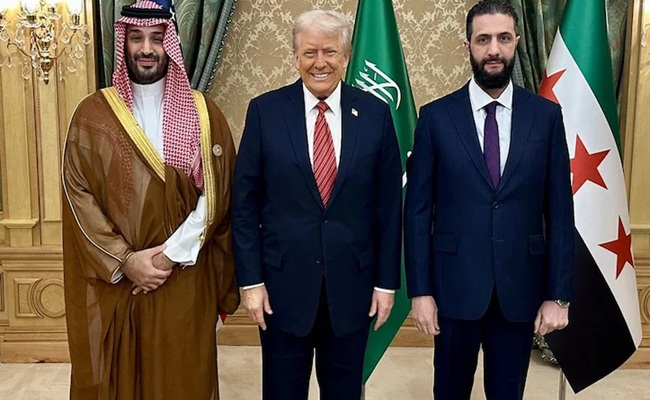 Donald Trump Praises Ex-Al-Qaeda Leader