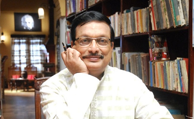 Yandamuri's Disgraceful Act, A Woman Questioned