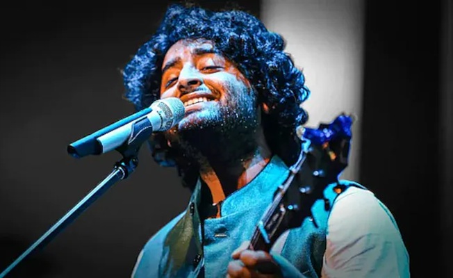 Revealed: Singer's Rs 414 Crore Net Worth