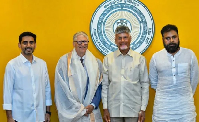 Bill Gates Visit: TDP's Hype & YCP Attack- Both Annoying