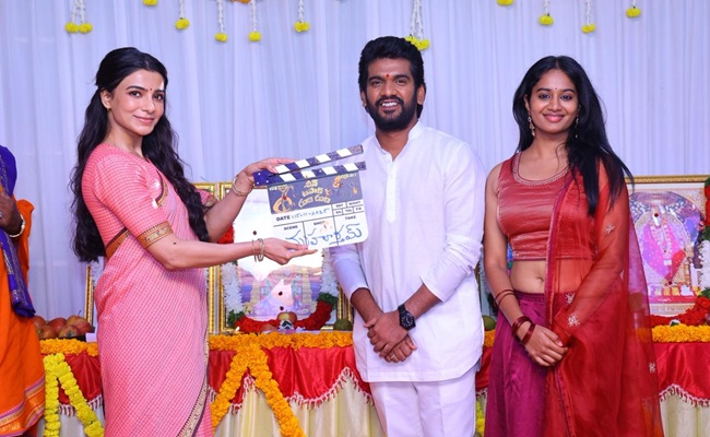 Samantha Launches 'Cheen Tapak Dum Dum'