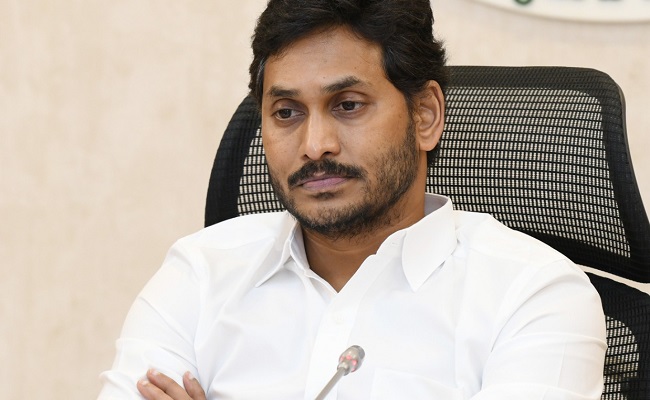 Senior IAS officer's wake-up call for Jagan!