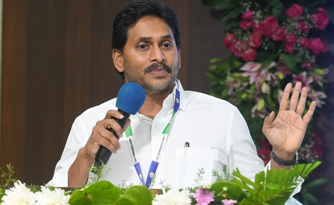 Will make RK run around police stations: Jagan