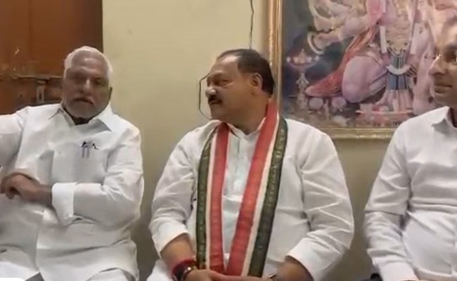 PCC chief fails to convince Jeevan to stay back