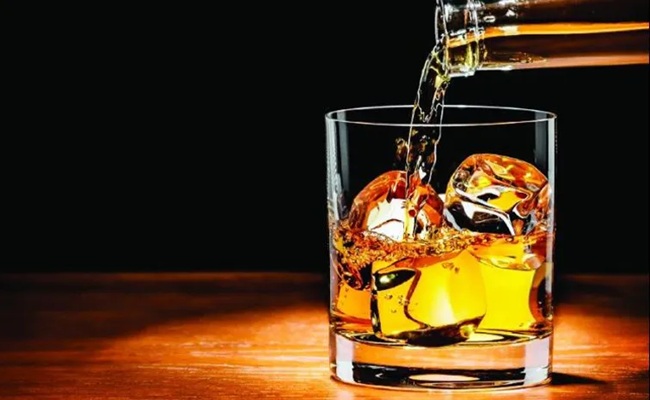 New Year: Liquor flows like water in Telugu states