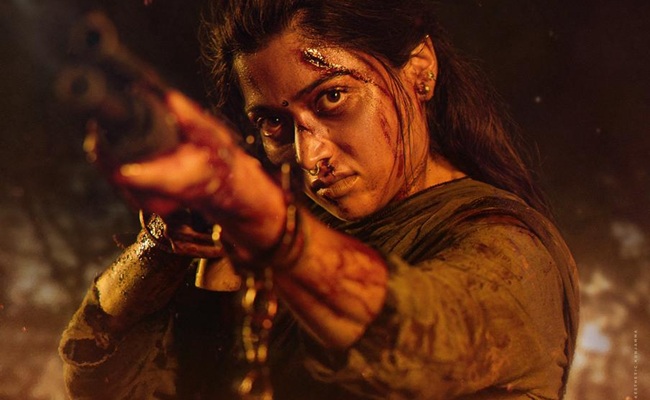 Rs 5 Cr Shock! This Actress Goes Full Action