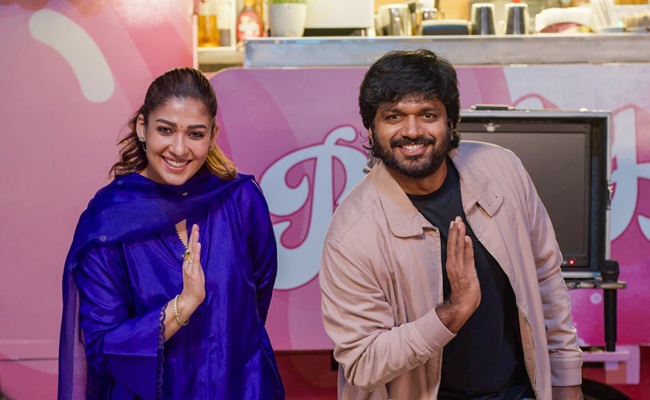 Surprise: Nayan Enquires Anil Regarding Promotions