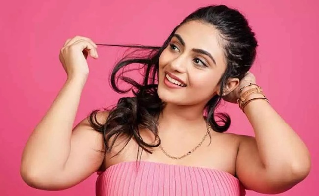 Vishnu's Heroine Has a Peculiar Dream and Aspiration