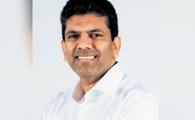 'Pemmasani' sand trucks not mine, says minister