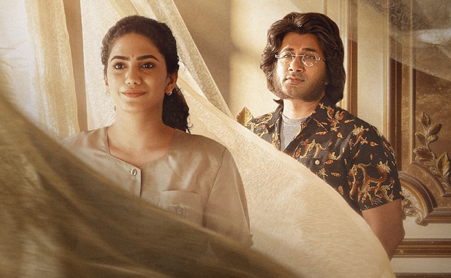 Pic: Rao Bahadur Satya Dev, Deepa In Romantic Mood