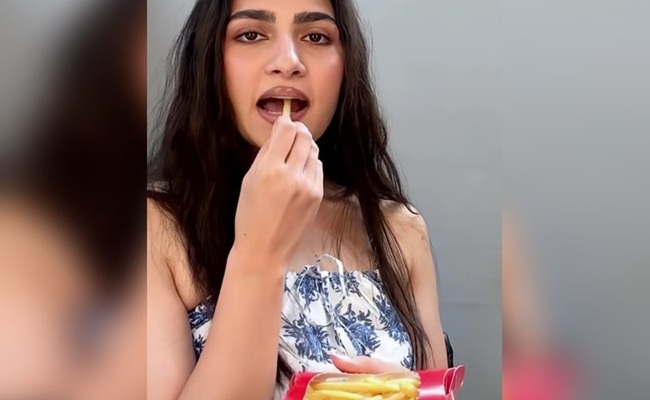 Fries First! Happening Actress' Food Confession