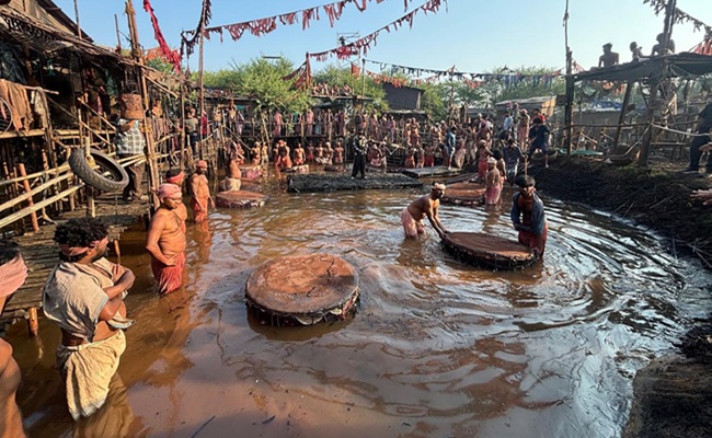 Massive Slum Created For Nani's The Paradise