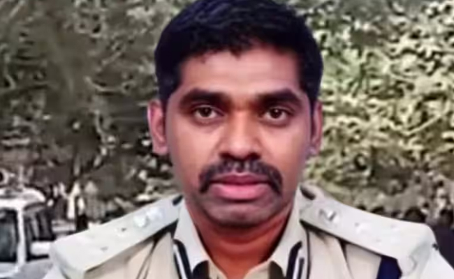 Andhra CID grilling Bihar IPS officer in RRR case