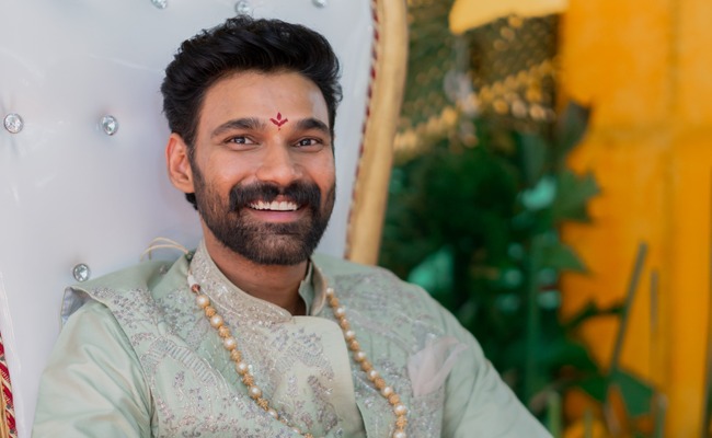 Traditional Grand Wedding For #SreenivasaKavyanam