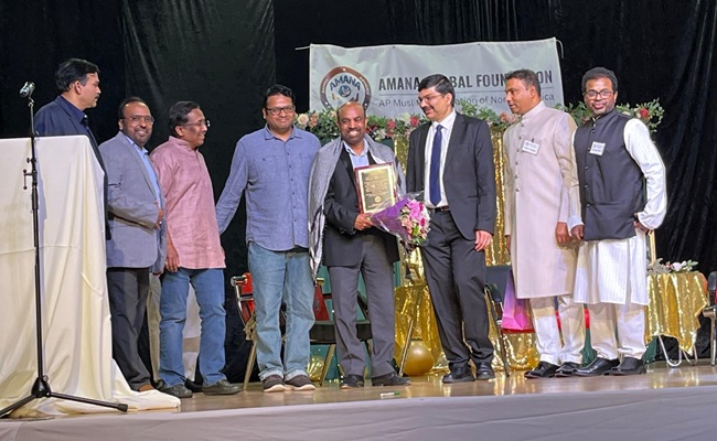 Vijay Chavva Honored at AMANA Iftar Gathering