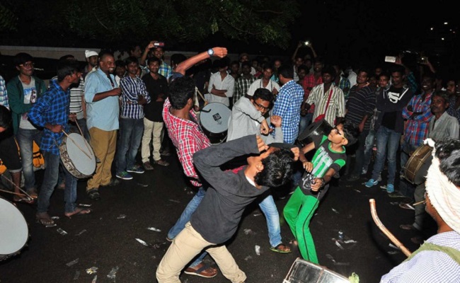 Opinion: Being A Hardcore Fan Is A Mental Disorder