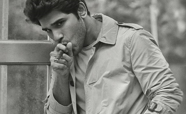 Pic Talk: Mega Hero Looks Uber Cool Smoking A Cigar