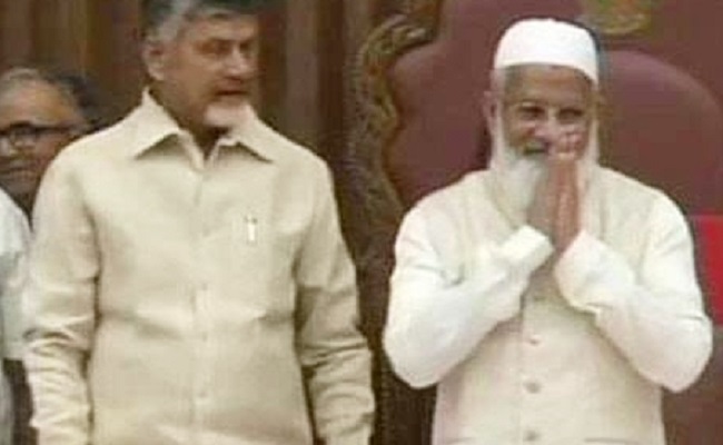 TDP leader finds fault with Owaisi's remarks on CBN