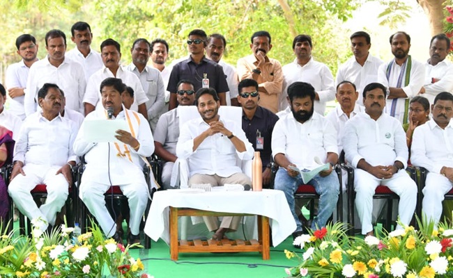 YSRCP announces candidates for 175 Assembly, 24 Lok Sabha seats