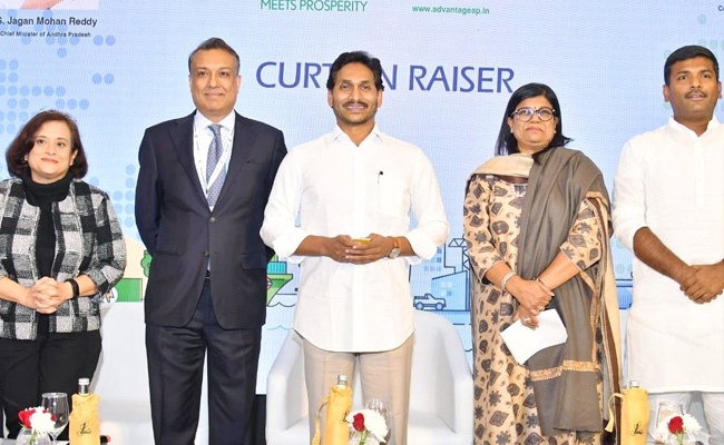 Jagan makes strong pitch for investment in Andhra