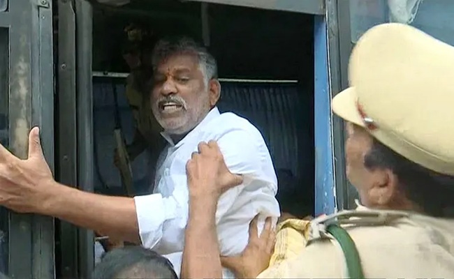 Chevireddy in police custody, vows to take revenge