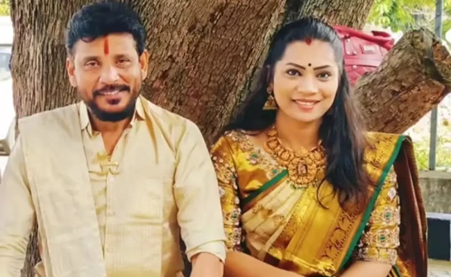 Divvela Madhuri declined BB offer for her 'Raja'!