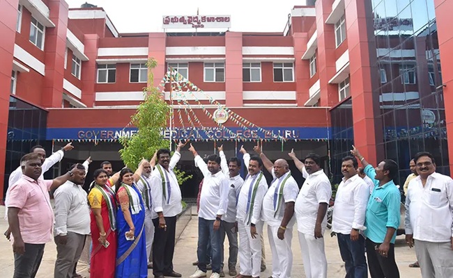 YCP's Lethargic Response To TDP's Propaganda
