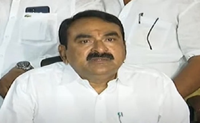 Blow to TRS as minister's brother quits